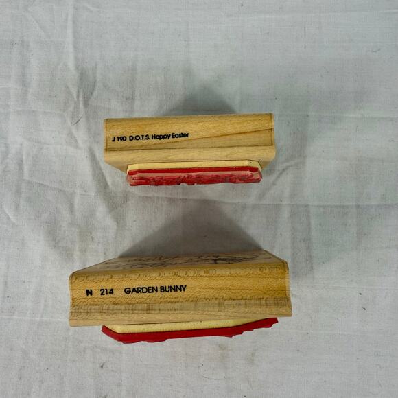 D.O.T.S. Easter Rubber Stamp Set N 214 Garden Bunny J 190 Happy Easter Crafts - Picture 4 of 4